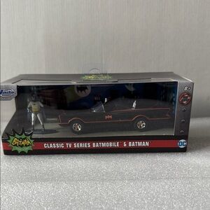Jada Classic TV Series Batmobile & Batman